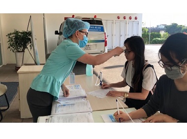 Hanh Phuc International Hospital joins hands in COVID-19 fight